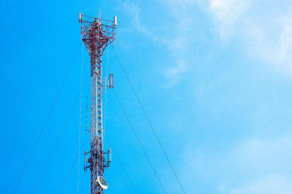Sinais de que sua operação de energia ou telecom precisa de recuperação de torres metálicas 3 image2