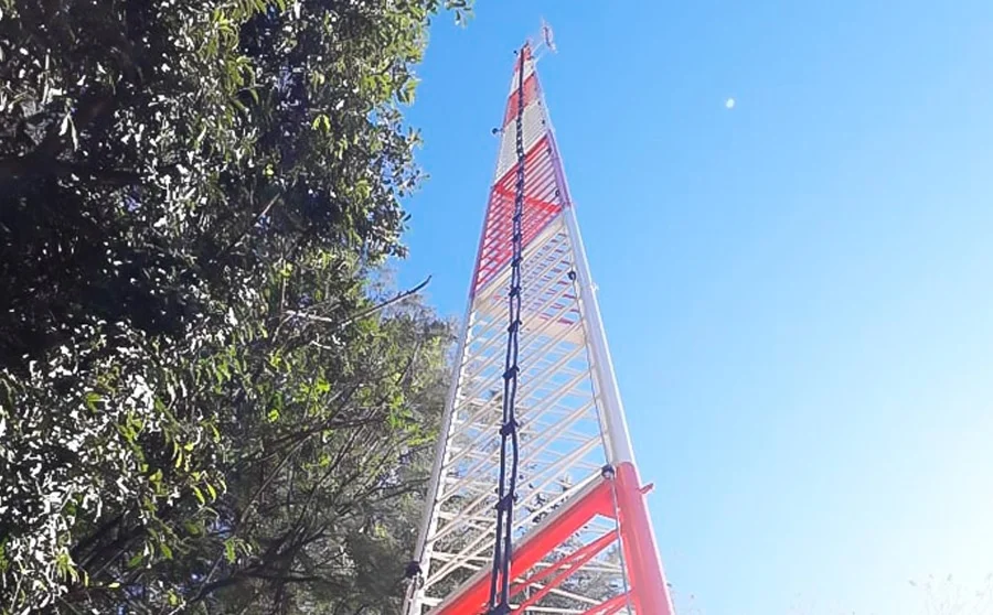 Manutenção estrutural torres de transmissão